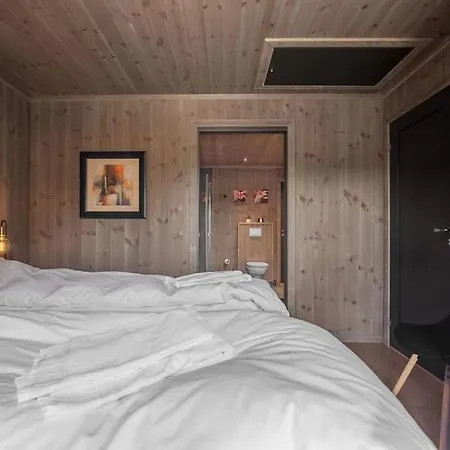 Holiday home Harevadet 52 Volda