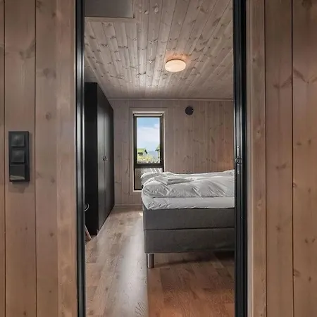 Holiday home Harevadet 52
