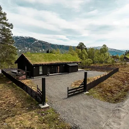 Holiday home Harevadet 52 Volda